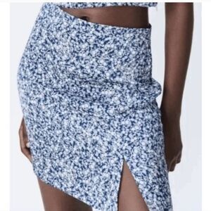 Zara blue Floral skirt